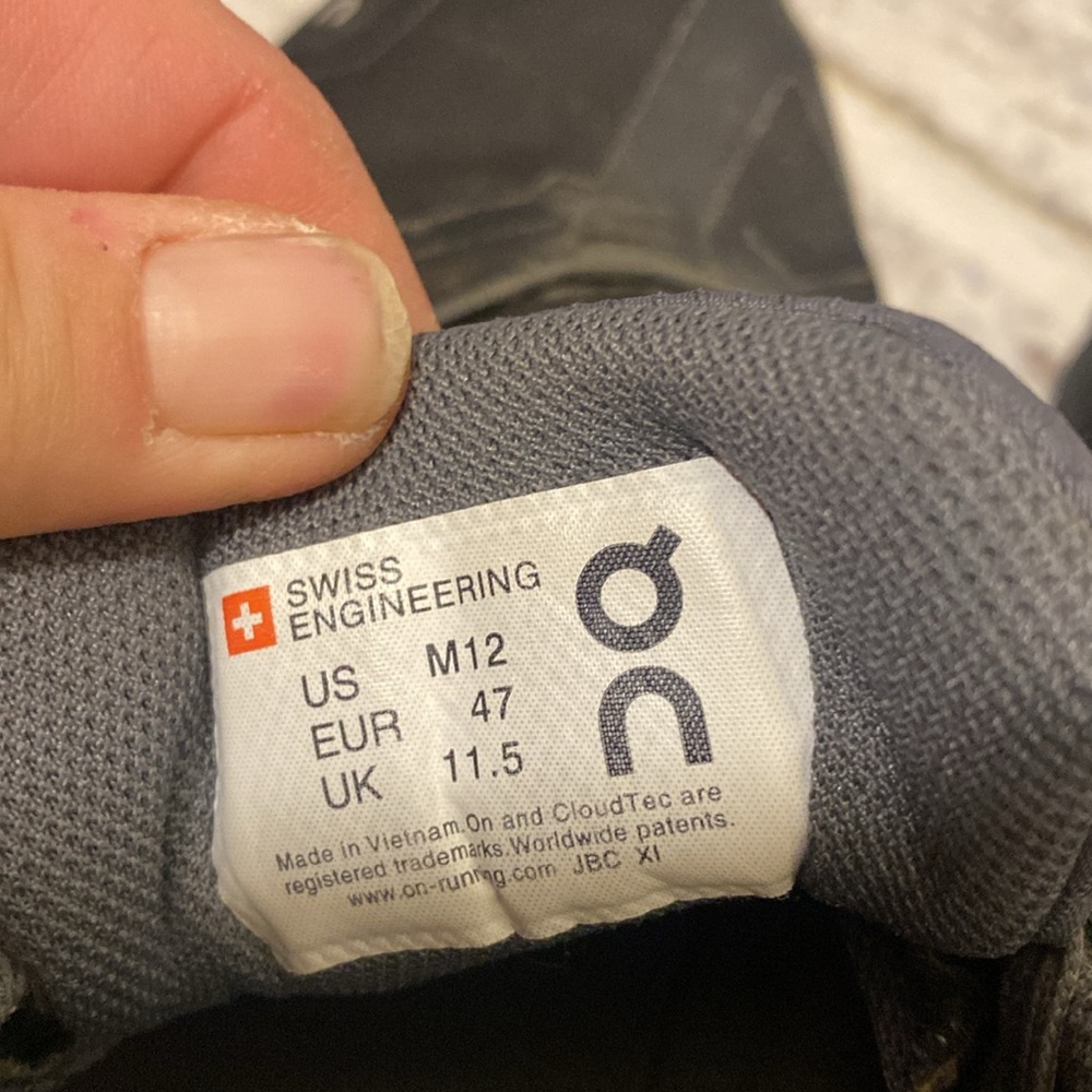 On Running Cloudventure Waterproof - image 6